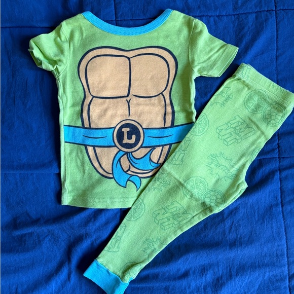 Multi-Character pajama sets. - Picture 3 of 5